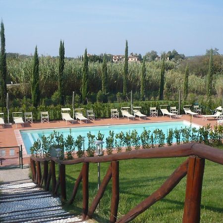 Casa Vacanze "Casale Al Pino" Riparbella Exterior photo