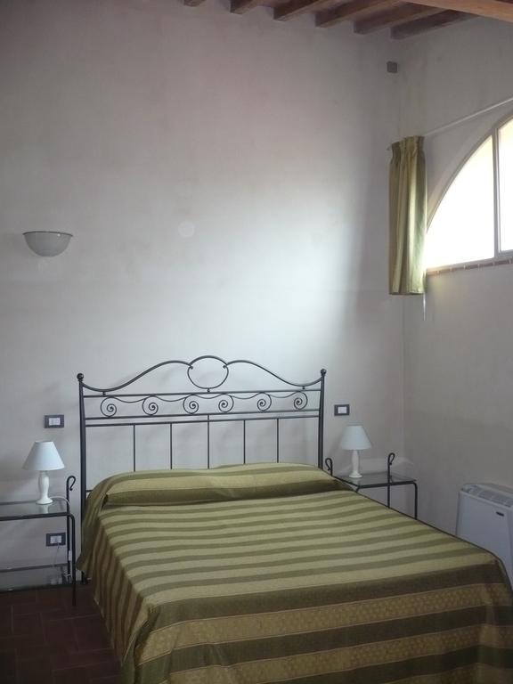 Casa Vacanze "Casale Al Pino" Riparbella Exterior photo