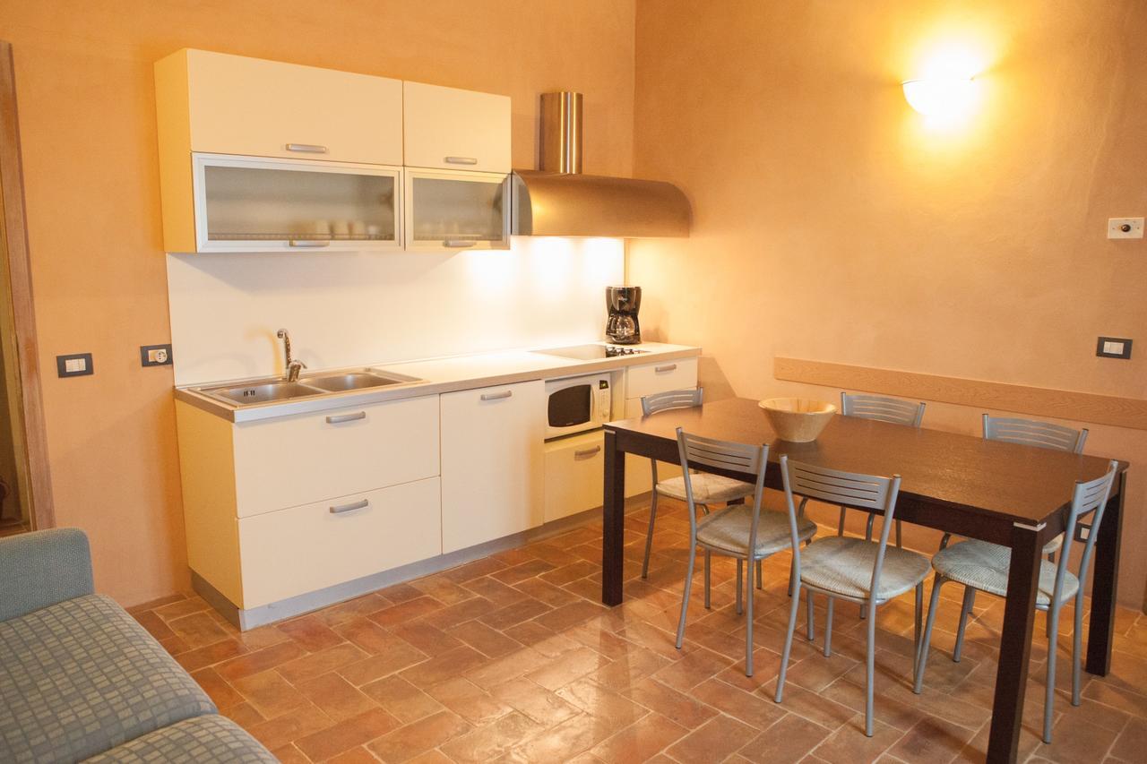 Casa Vacanze "Casale Al Pino" Riparbella Exterior photo
