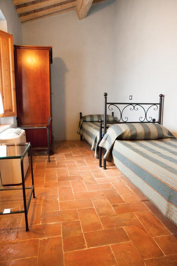 Casa Vacanze "Casale Al Pino" Riparbella Exterior photo
