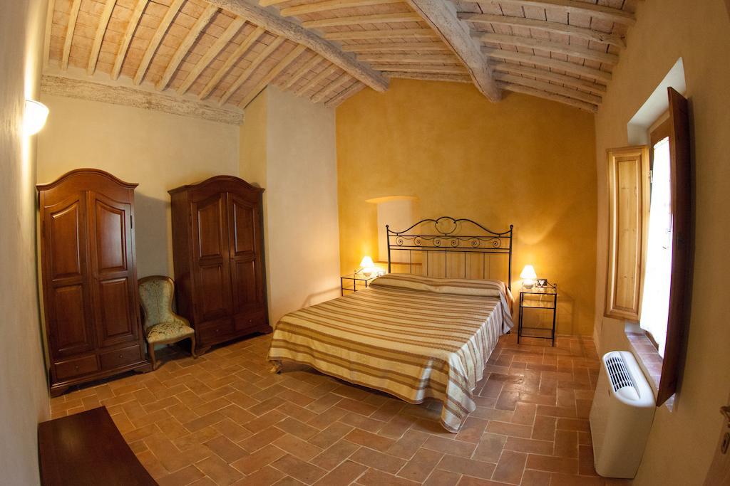 Casa Vacanze "Casale Al Pino" Riparbella Room photo